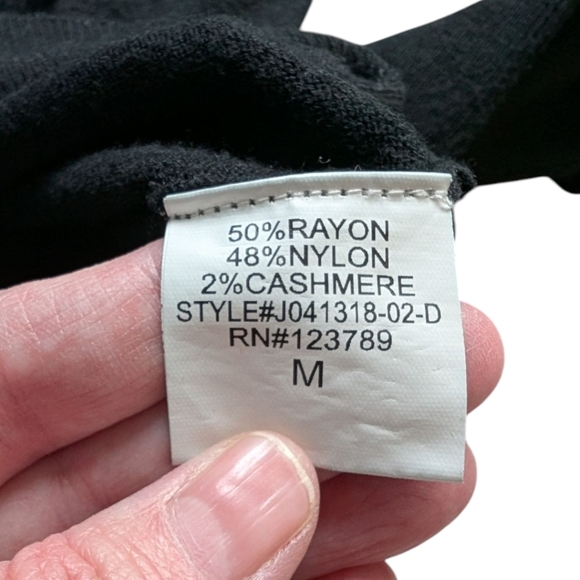 Jolie Sweater Womens Medium Roll Neck Elevated Basic Cashmere Black Long Sleeves - Picture 7 of 10